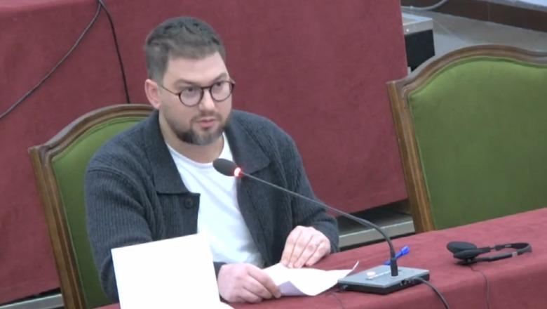 ‘Ekonomia’ pro Saimir Tolës për drejtues të bordit të AMF